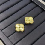 [Eternal Jewelry]CLOVER MINI 9.5MM LASER EARRINGS - Image 4