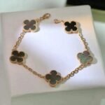 [Eternal Jewelry]CLOVER 5 MOTIF GRAY MOP  BRACELET - Image 3