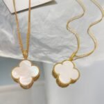 [Eternal Jewelry]CLOVER 25MM MOP LARGE PENDANT NECKLACE - Image 2