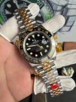 Rolex GMT-Master II 126713GRNR - Image 2