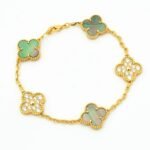 [Eternal Jewelry]CLOVER 5 MOTIF GRAY MOP DIAMOND BRACELET - Image 3