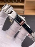 Rolex  Explorer 214270 Replica - Image 4
