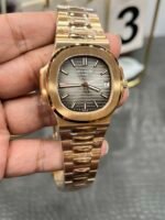 Patek Philippe Nautilus 5711/1R － 001 | 40mm Rose Gold Grey Plate Replica